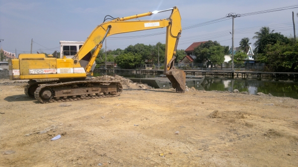 รับเหมา ให้เช่า แบคโฮ รถบรรทุกดิน หิน ทราย ราคาถูก