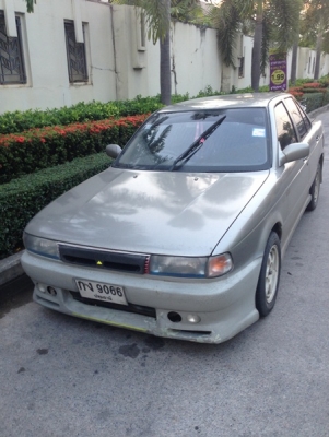 ขายรถราคาถูกnissan sentar ปี 1992 เกียธรรมดา
