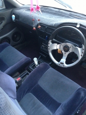 ขายรถราคาถูกnissan sentar ปี 1992 เกียธรรมดา