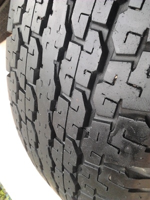 ขายยาง265/70/16 ปี 2610 BRIDGESTONE DUELER H/T 689 1 ชุด ขายยาง265/70/16 ปี 2610 BRIDGESTONE DUELER H/T 689 1 ชุด