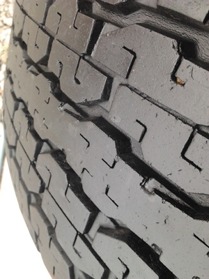 ขายยาง265/70/16 ปี 2610 BRIDGESTONE DUELER H/T 689 1 ชุด ขายยาง265/70/16 ปี 2610 BRIDGESTONE DUELER H/T 689 1 ชุด