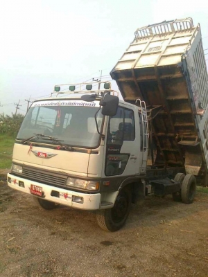 ขาย 6 ล้อใหญ่ดั๊ม / ฮีโน่ 195 แรงม้า ( รถประกอบ / เอกสารอินวอยล์ )