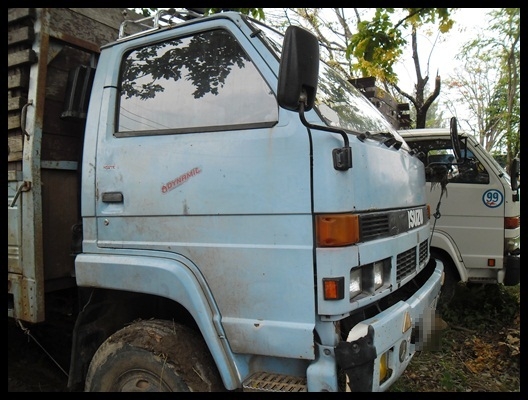 6 ล้อ FRR วางเครื่อง 120 แรง สภาพดี สวยๆ