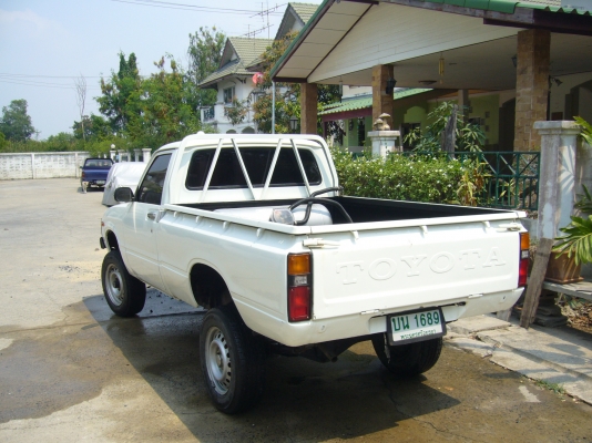 ขาย toyota rn30 เครื่อง 3s แก็ส lpg 65000