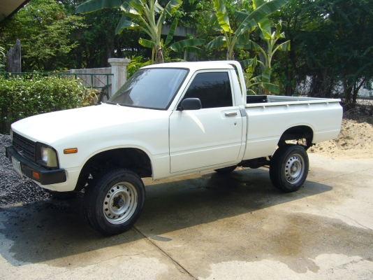 ขาย toyota rn30 เครื่อง 3s แก็ส lpg 65000