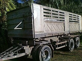 ขายห่างพ่วง  สามมิต 3 เพลา แท้ ปี 51  สนใจติดต่อ 081 - 6079515