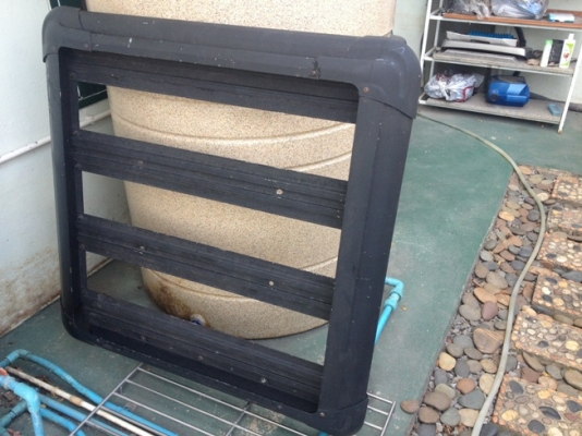 แรคหลังคา 100 cm.X100 cm.สภาพสวยอุปกรณ์ครบ ไม่แพง