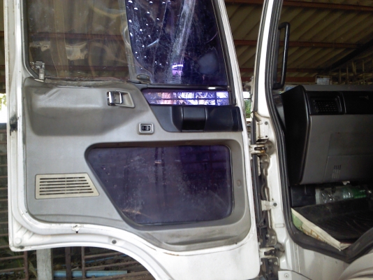 หัวลาก HINO FM2K K13D 260 แรง เดิมๆ 2เพลา12ม ปี46 หัวลาก HINO FM2K K13D 260 แรง เดิมๆ 2เพลา12ม ปี46