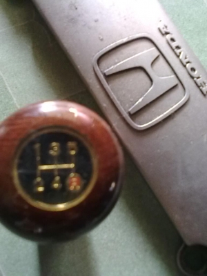 เครื่องเสียง  อไหล่รถ ถูกๆ หรือชอบอันไหนโทรมาครับ