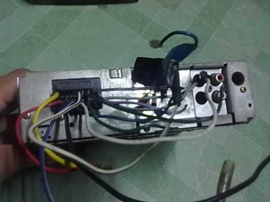 เครื่องเสียง  อไหล่รถ ถูกๆ หรือชอบอันไหนโทรมาครับ