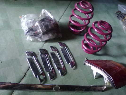 เครื่องเสียง  อไหล่รถ ถูกๆ หรือชอบอันไหนโทรมาครับ