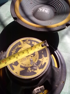 เครื่องเสียง  อไหล่รถ ถูกๆ หรือชอบอันไหนโทรมาครับ