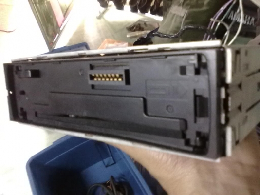 เครื่องเสียง  อไหล่รถ ถูกๆ หรือชอบอันไหนโทรมาครับ