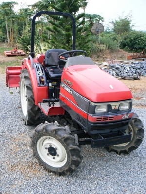 ขายรถไถรุ่นใหม่ มิตซูบิชิ 20 แรงม้า 4WD พวงมาลัยเพาเวอร์ ขายรถไถรุ่นใหม่ มิตซูบิชิ 20 แรงม้า 4WD พวงมาลัยเพาเวอร์