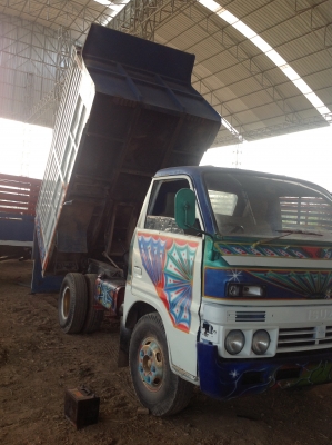 รถอีแต๋น 6 ล้อ บันทุก 4 ตันครึ่ง เครื่องIsuzu ดั้ม กระบะเหล็ก ราคาต่อลองได้ค่ะ