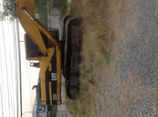 ขายด่วน รถแม็คโค cat320สวยๆคับ