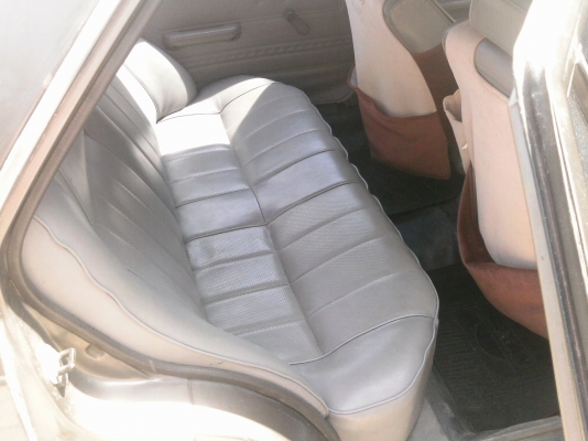 นิสสัน ff เกียร์ออโต้ เครื่อง1500 แอร์หนาว ทะเบียน กทม50000 ฿ โทร0861721580ดูรถพระราม2 แม่กลอง  อัมพวา