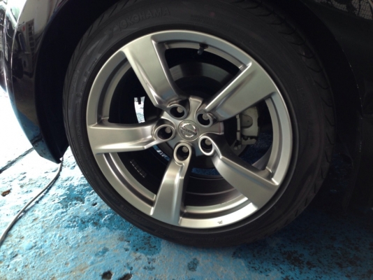 ขายล้อเดิม 370Z พร้อมยางติดรถขอบ 18