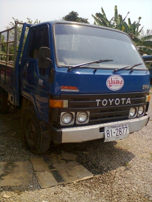 ขายรถบรรทุก 4 ล้อ TOYOTA DYNA 200 หูช้าง รถสภาพพร้องใช้งานยางดีคัซซีสวยเครื่องดี