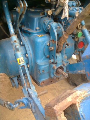 ขายรถไถ Ford 6610 เครื่องเทอร์โบว์ รถขึ้นท่าเรือมา3 ปี มีเล่มทะเบียนพร้อม มีตู้แอร์ มีอุปกรณ์ผาน7ยี่ฮ้อ CMT รถสภาพสวยมากเหมาะสำหลับเอาไปใช้ลากเครื่องโรยมันสัมปะหลั่งสำหลับลานมัน