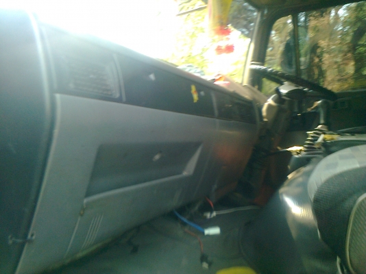 ฝากขาย FM3M 240 แรงม้า 2 เพลา ดัมพ์ มีระบบลากจูง