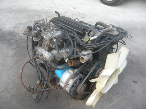 ขายเครื่องยนต์เบนซินขับหลังตระกูล Z18