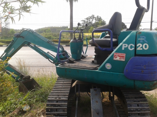 ขายรถขุดเก่านอกเดิมๆ KOMATSU PC20-7E รถสวยสภาพดี แทรกเหล็กใหม่