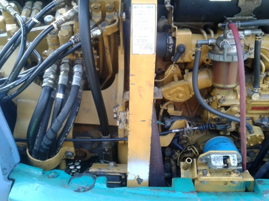 ขายรถขุดเก่านอก KOMATSU PC30-7 รุ่น 7 รถสวยสภาพดี แทรกใหม่