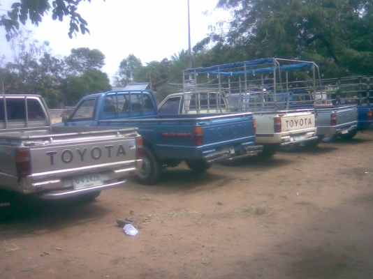 TOYOTA  HILUX  LN 65  ปี 1988  พร้อมใช้