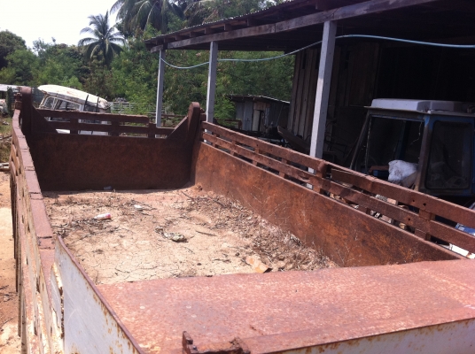 ขายกระบะท้องเรือ ตามสภาพ ยกลงจาก HINO 227 ขนาดช่วงคัสซี 87 กว้าง 2.40 ยาว 5.80 ขายกระบะท้องเรือ ตามสภาพ ยกลงจาก HINO 227 ขนาดช่วงคัสซี 87 กว้าง 2.40 ยาว 5.80