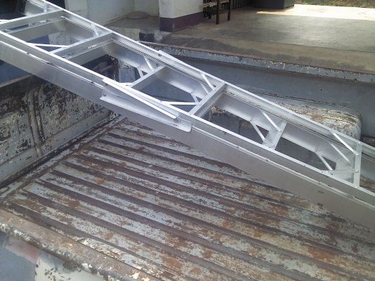 ขาย มาสด้า 1000 เกียร์คอ 4 ขอ แท้ต่อรองได้ครับรับได้ปล่อย