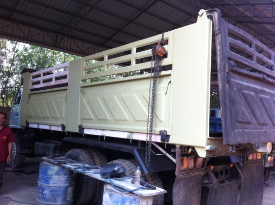 ขายรถบรรทุก 10 ล้อ ดั้ม ISUZU นางฟ้า 195 สภาพสวยมาก กระบะดั้มสามมิตร