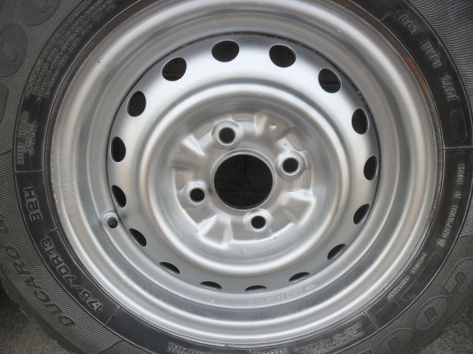 ล้อกะทะ 13นิ้ว 4รู100 + ยาง พร้อมวิ่ง 4 ล้อ