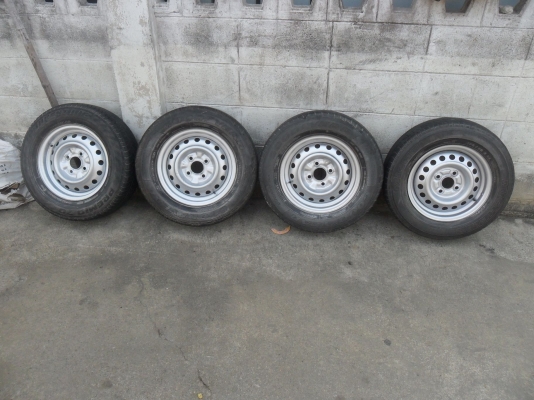 ล้อกะทะ 13นิ้ว 4รู100 + ยาง พร้อมวิ่ง 4 ล้อ