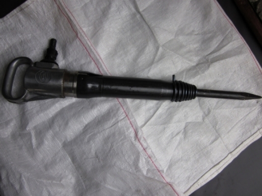 มาแล้วครับ-เครื่องแย็กลม-เจาะปูน SHENLONG ขนาด 15 กก. ราคาตัวละ 9000 บาท