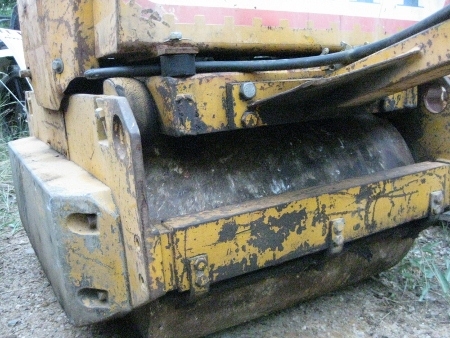 ขาย-รถบดเดินตามแบบสั่นสะเทือน VIBROMAX ของมือสองนำเข้าจากนอก พร้อมใช้งานทันที ยังไม่เคยใช้ในไทย ขาย-รถบดเดินตามแบบสั่นสะเทือน VIBROMAX ของมือสองนำเข้าจากนอก พร้อมใช้งานทันที ยังไม่เคยใช้ในไทย