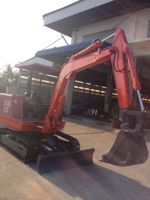 รถขุด-ดัน IHI IS35GX มือสองญี่ปุ่นแท้ นำเข้าเอง ทำสีใหม่ พร้อมใช้งาน