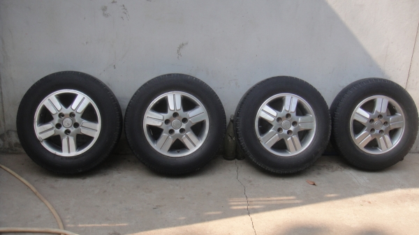 ฝากขาย กระบะวีโก้สวยๆพร้อมไฟท้าย แม๊กไลเนอร์ใหม่ กันชนท้ายวีโก้พร้อมขาจับ แม๊กวีโก้พร้อมยางสวยๆๆ