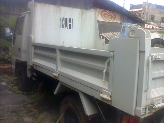 4ล้อดั้มNKR88แรง เกียร์สั้น รถทำใหม่