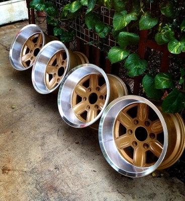 ขายล้อ BORLI ขอบ 15x8.5 ออฟ-34 ใส่ 6 รู สีทองขอบเงา ออฟลึกๆ *7900 บาทครับ