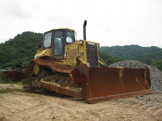 ขายรถแทรคเตอร์ CAT D5H-4KD04206&rlm; Y.1996