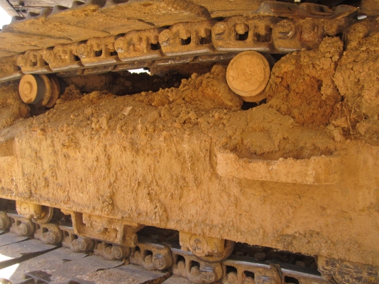 Komatsu 200-5 ตูดแดง เครื่องปั้มแห้ง ระบบไฟฟ้าครบ ช่วงล่างเต็ม มีแอร์ เครื่องเสียงพร้อม เอกสารอินวอย พร้อมใช้งาน 087-2976734