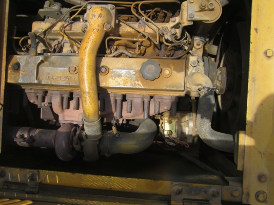 Komatsu 200-5 ตูดแดง เครื่องปั้มแห้ง ระบบไฟฟ้าครบ ช่วงล่างเต็ม มีแอร์ เครื่องเสียงพร้อม เอกสารอินวอย พร้อมใช้งาน 087-2976734