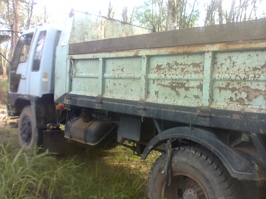 6ล้อดั้มFF3H 195แรง รถออกห้างแท้ ดั้ม3มิตร รถบ้าน