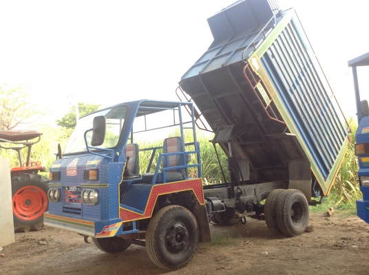 อีแต๋นตั้ม 6 ล้อ เครืองอีซูซุ กระบะเหล็ก สภาพสวย ราคา255,000 บาท ต่อลองได้ค่ะ