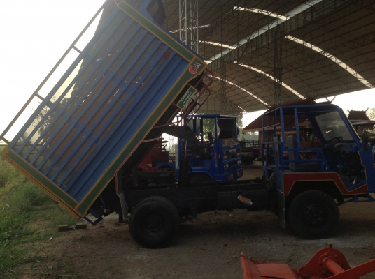 อีแต๋นตั้ม 6 ล้อ เครืองอีซูซุ กระบะเหล็ก สภาพสวย ราคา255,000 บาท ต่อลองได้ค่ะ