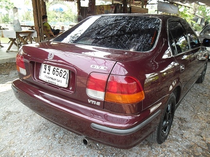 Honda 1996 เครื่อง 1600 cc ราคา 175,000 บาท