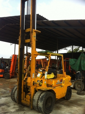 ขาย ฟอล์คลิฟท์ 4 ตัน  MITSUBISHI  เสา 4.5 เมตร ฮิ้งฟอล์ค