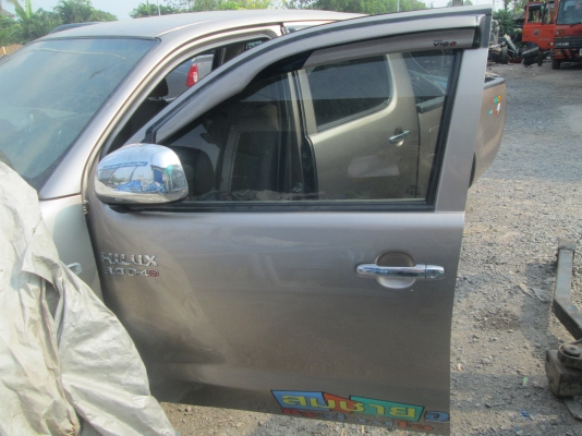 ขายประตูหน้า-หลัง L  VIGO