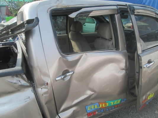 ขายประตูหน้า-หลัง R  VIGO